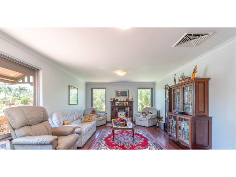 2 Pendock Place, Willetton WA 6155