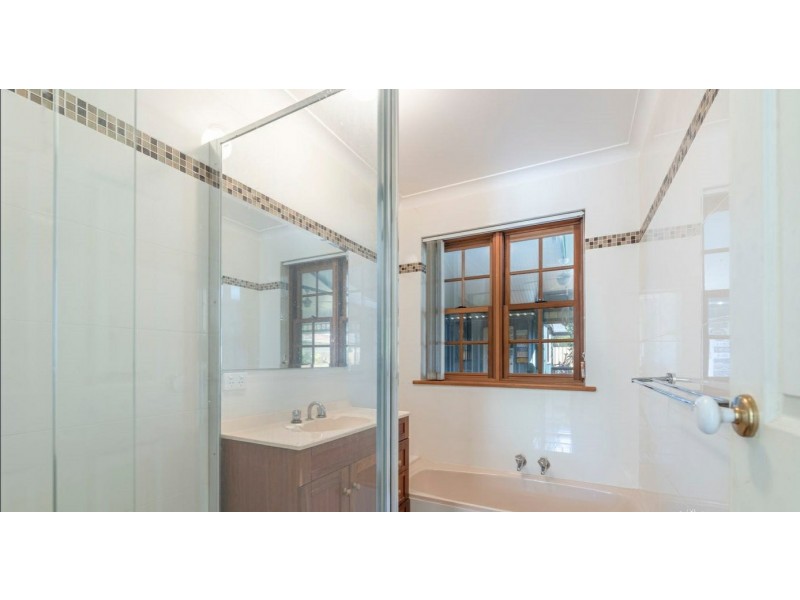 2 Pendock Place, Willetton WA 6155