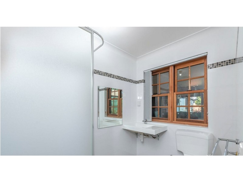 2 Pendock Place, Willetton WA 6155