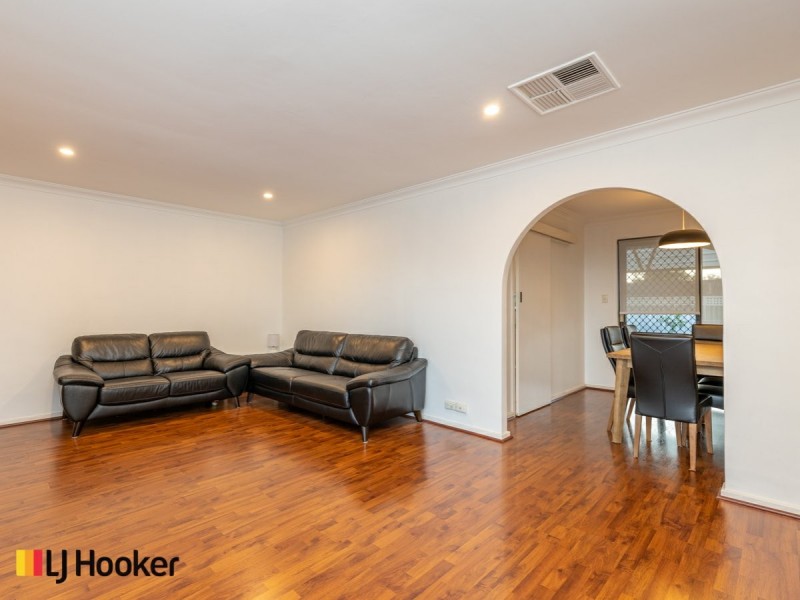 35 Hibbertia Crescent, Riverton WA 6148