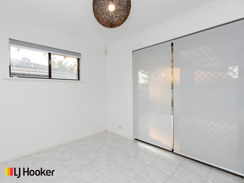 35 Hibbertia Crescent, Riverton WA 6148