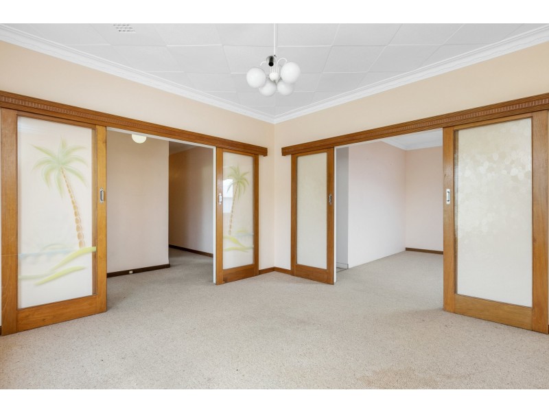 28 Forrest Road, Hamilton Hill WA 6163