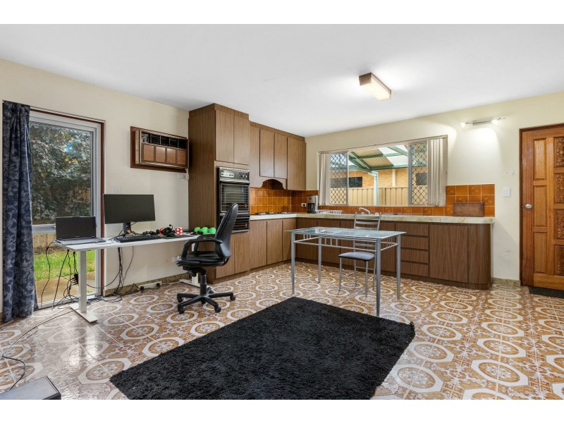 28 Forrest Road, Hamilton Hill WA 6163