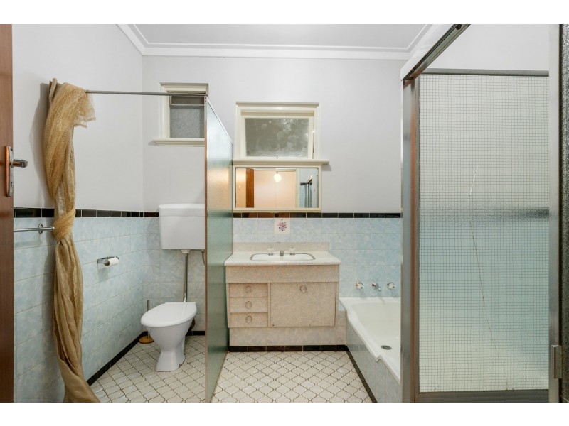 28 Forrest Road, Hamilton Hill WA 6163