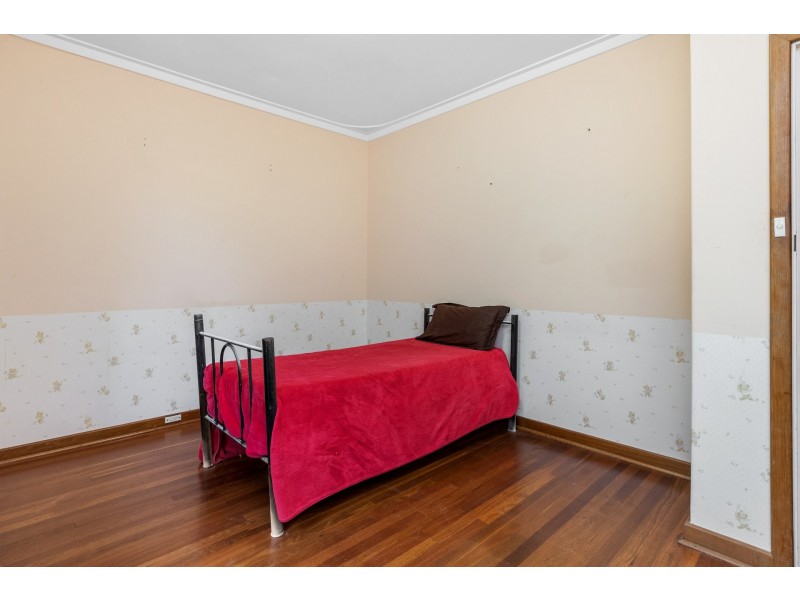 28 Forrest Road, Hamilton Hill WA 6163