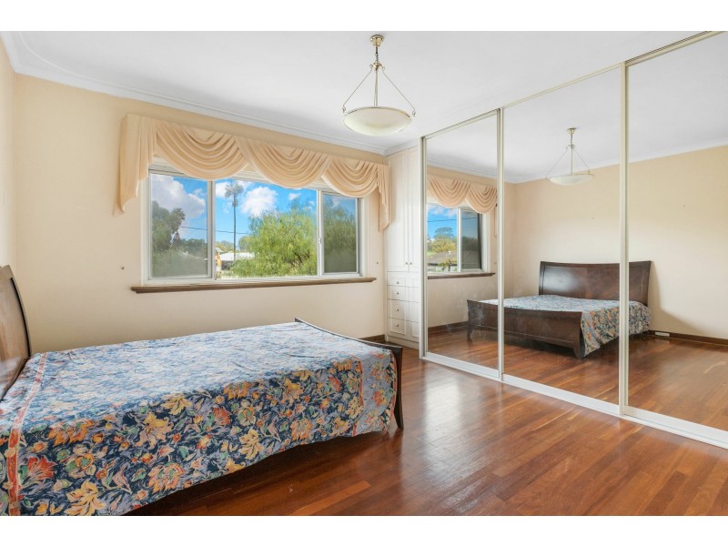 28 Forrest Road, Hamilton Hill WA 6163