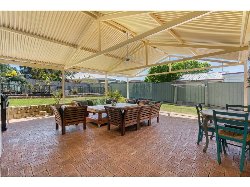 13 Teaguer Street, Wilson WA 6107