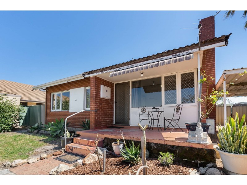 13 Teaguer Street, Wilson WA 6107