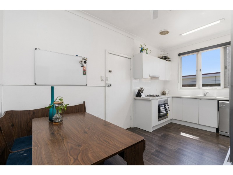 13 Teaguer Street, Wilson WA 6107