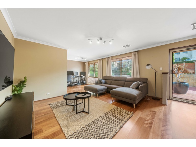 16 Laguna Green, Jandakot WA 6164