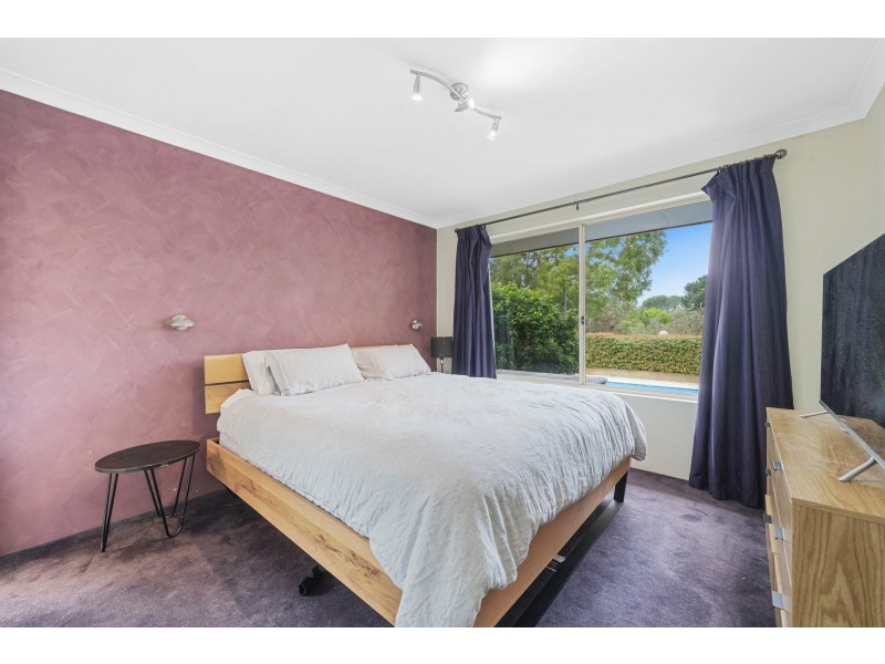 16 Laguna Green, Jandakot WA 6164