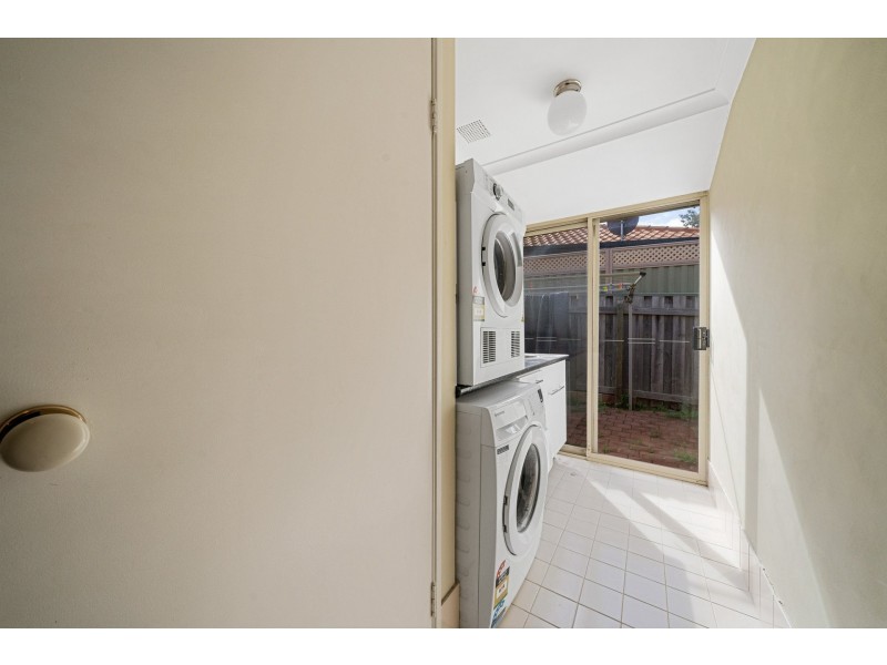 16 Laguna Green, Jandakot WA 6164