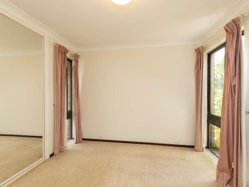 10 Krugger Place, Leeming WA 6149