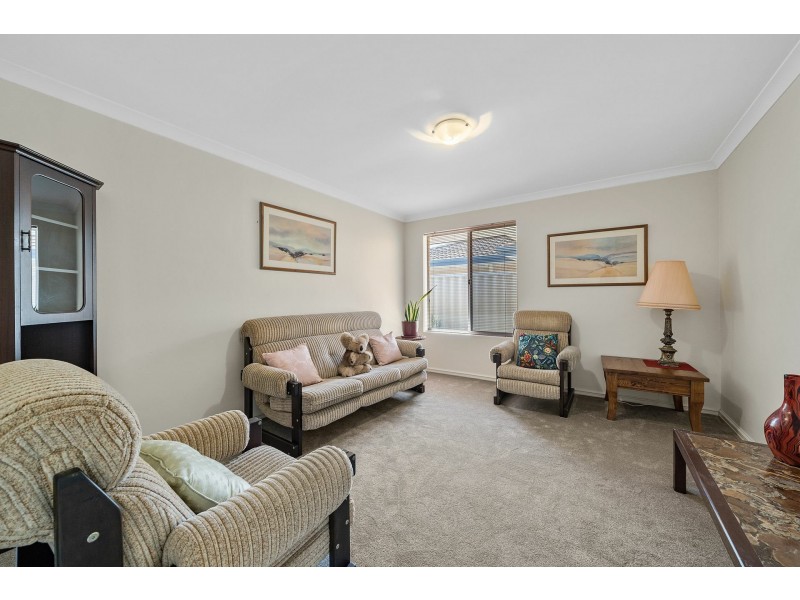 281b Corinthian Road East, Riverton WA 6148