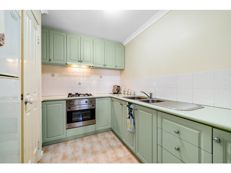 281b Corinthian Road East, Riverton WA 6148