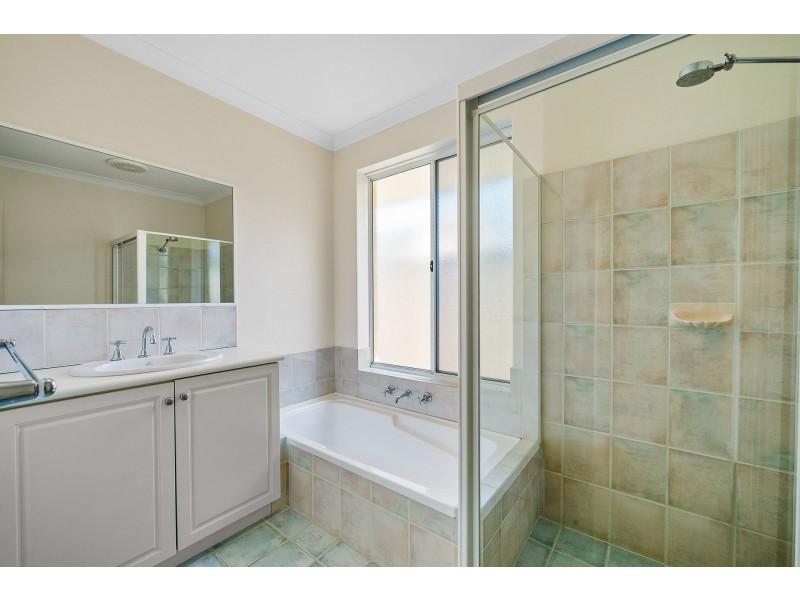 281b Corinthian Road East, Riverton WA 6148