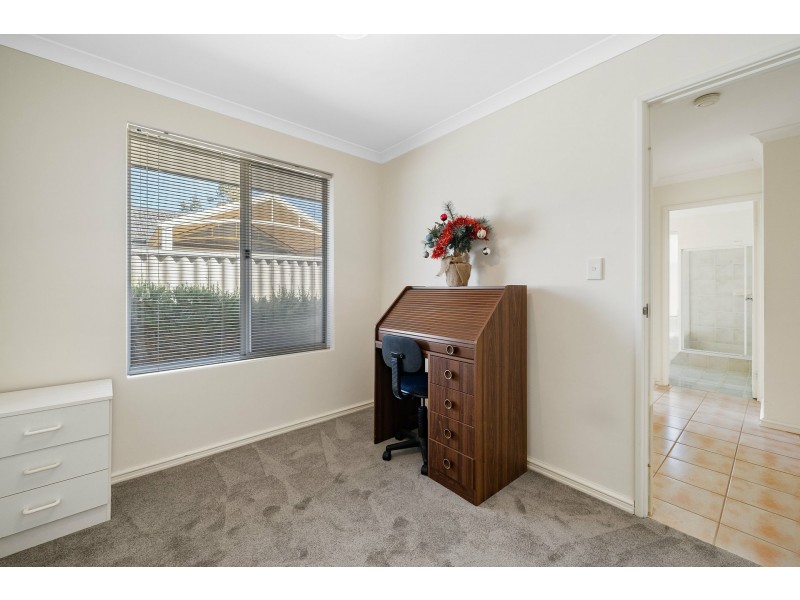 281b Corinthian Road East, Riverton WA 6148