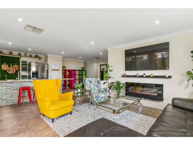 39 Beedelup Loop, Bibra Lake WA 6163