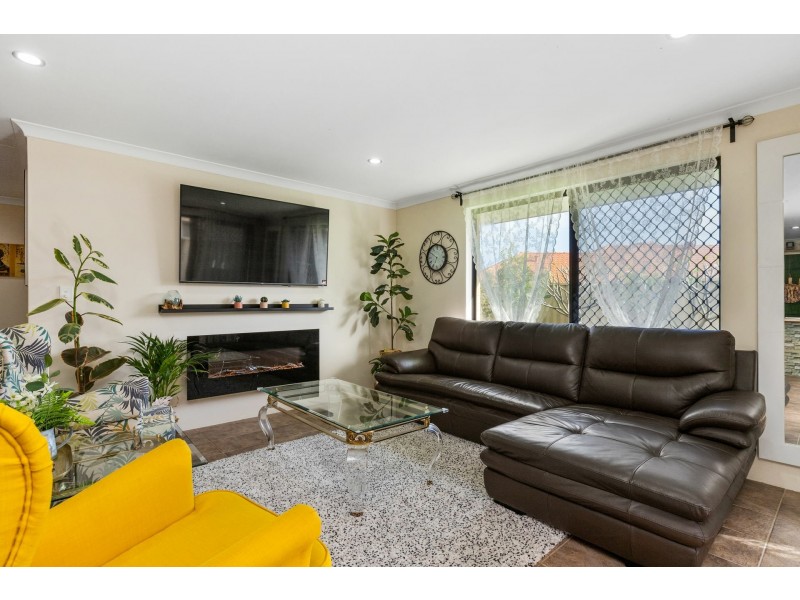 39 Beedelup Loop, Bibra Lake WA 6163