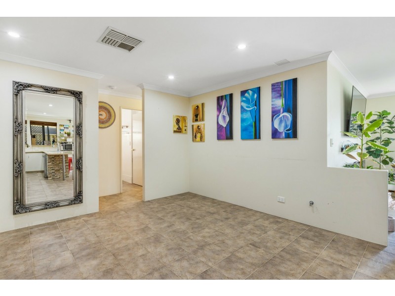 39 Beedelup Loop, Bibra Lake WA 6163