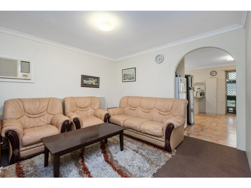 44E Seventh Road, Armadale WA 6112