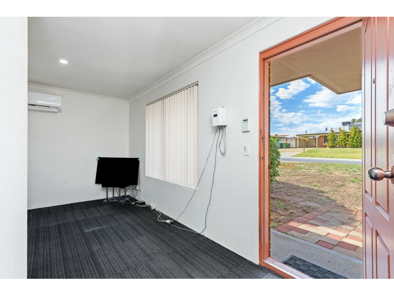 13 Bloodwood Circle, South Lake WA 6164