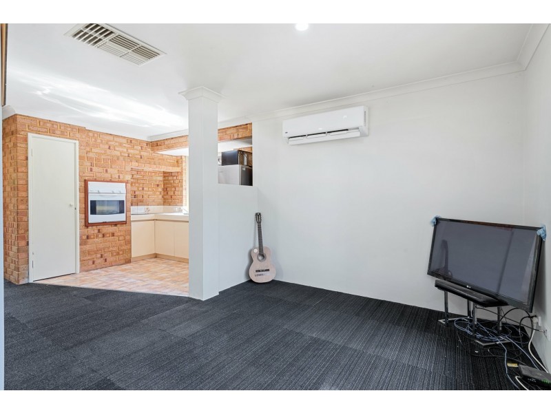 13 Bloodwood Circle, South Lake WA 6164