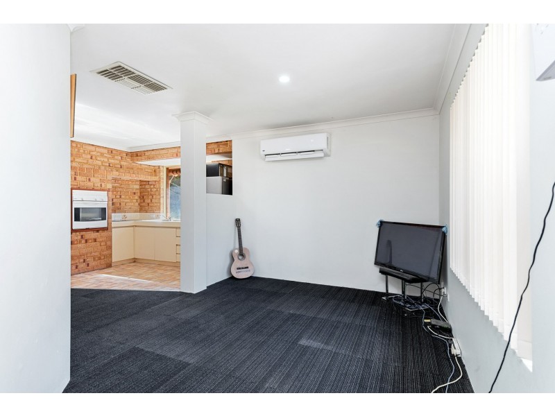 13 Bloodwood Circle, South Lake WA 6164