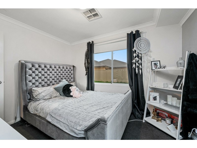 17 Rivette Road, Baldivis WA 6171