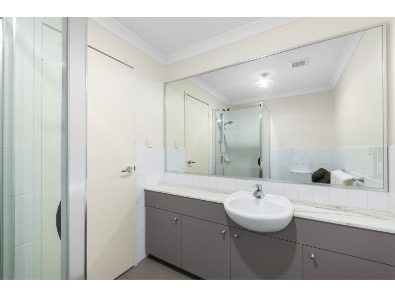 2/10 Marina Drive, Ascot WA 6104