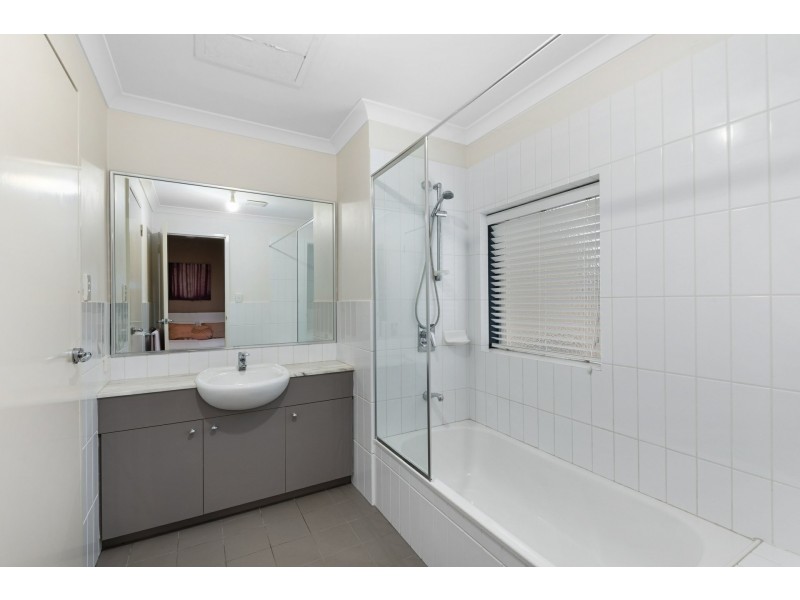 2/10 Marina Drive, Ascot WA 6104