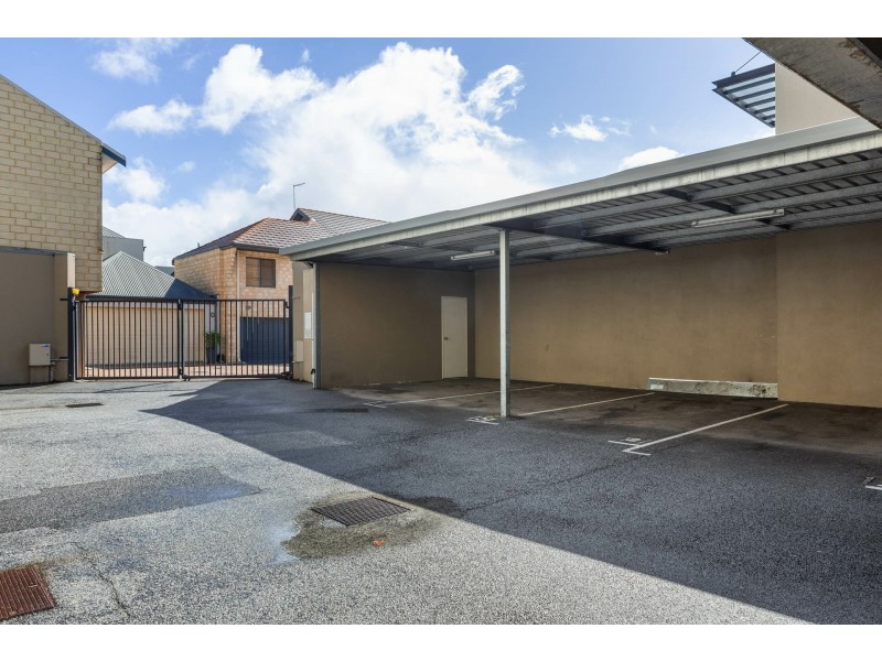 2/10 Marina Drive, Ascot WA 6104