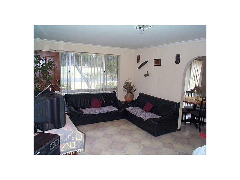 34 Juniper Way, Forrestfield WA 6058
