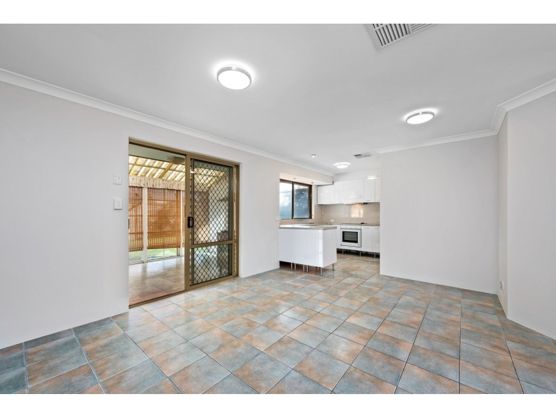 29b Myrna Way, Parkwood WA 6147