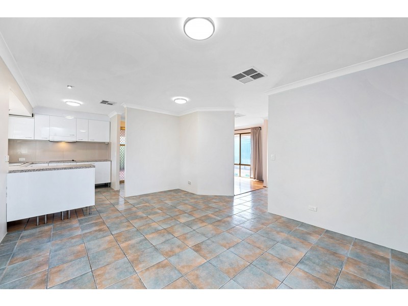 29b Myrna Way, Parkwood WA 6147