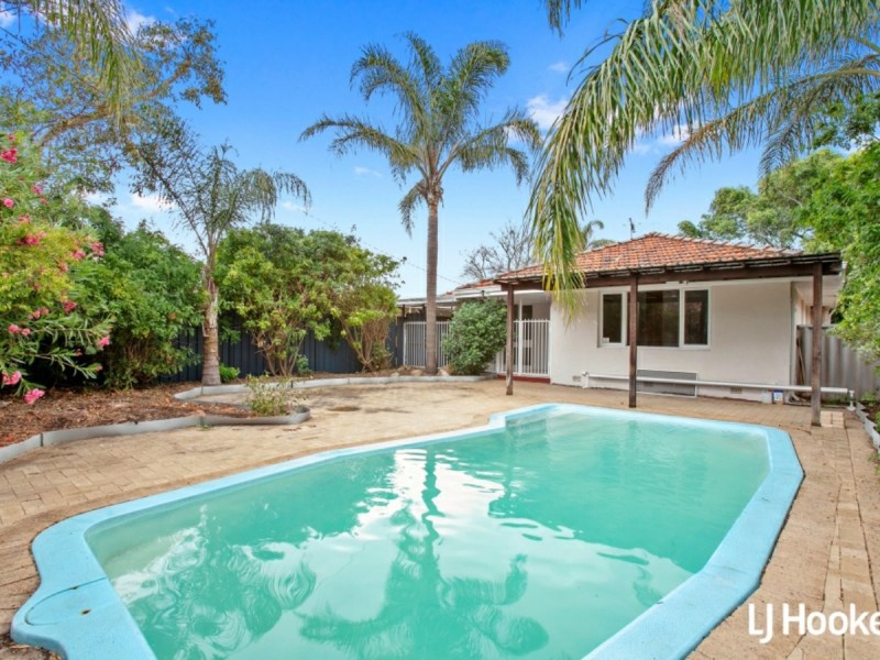 5 Munden Place, Kelmscott WA 6111