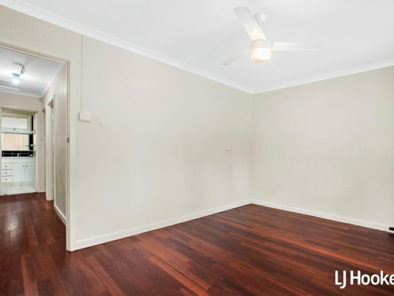 5 Munden Place, Kelmscott WA 6111