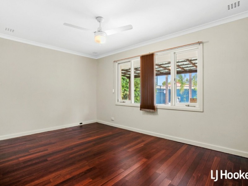 5 Munden Place, Kelmscott WA 6111