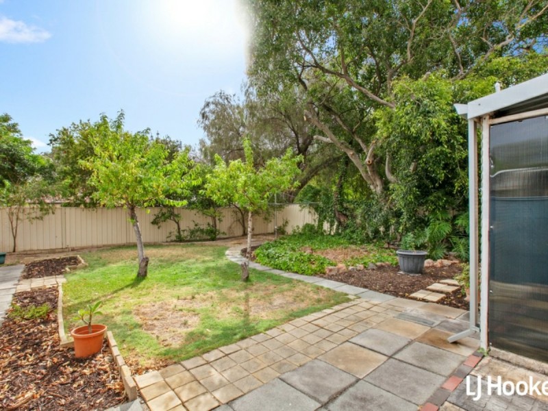 5 Munden Place, Kelmscott WA 6111