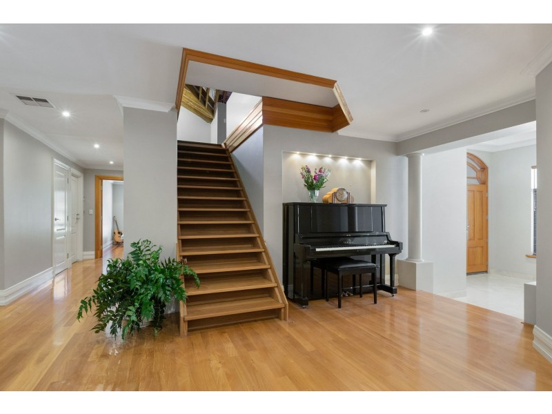 66 Edeline Street, Spearwood WA 6163