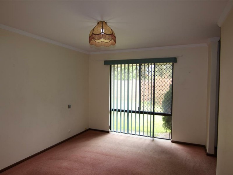 14 Drysdale Street, Shelley WA 6148