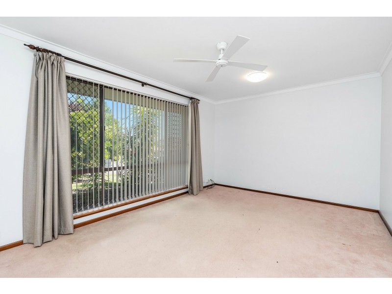 43 Dotterel Way, Yangebup WA 6164