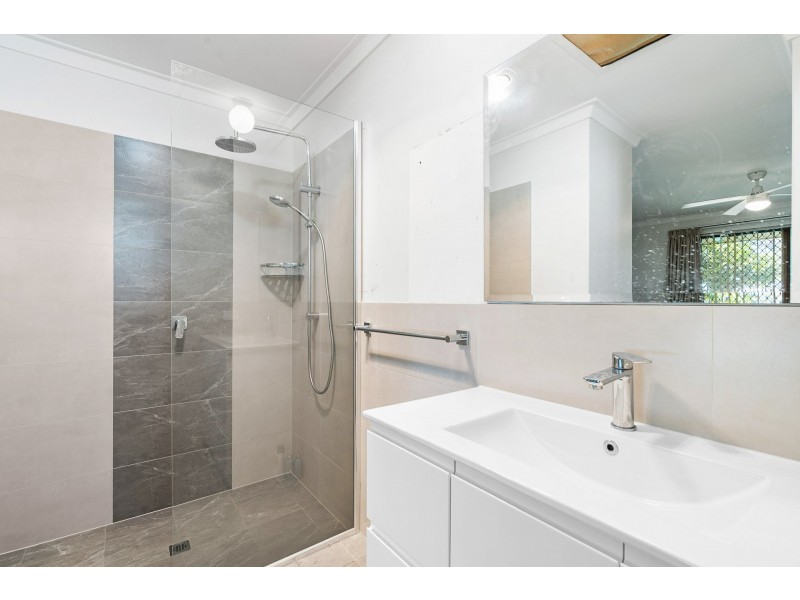 43 Dotterel Way, Yangebup WA 6164