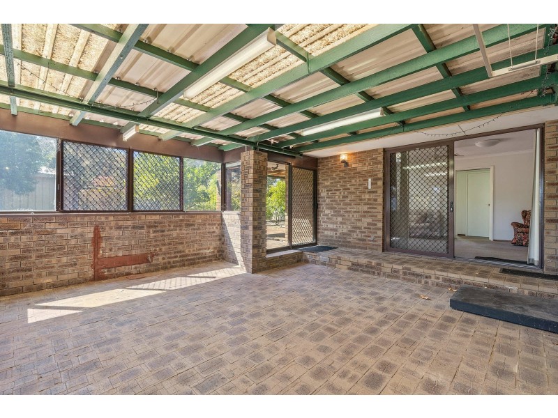 43 Dotterel Way, Yangebup WA 6164