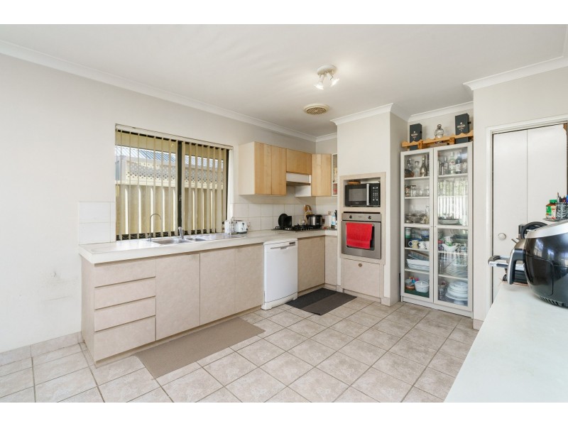 215 Corinthian Road East, Riverton WA 6148