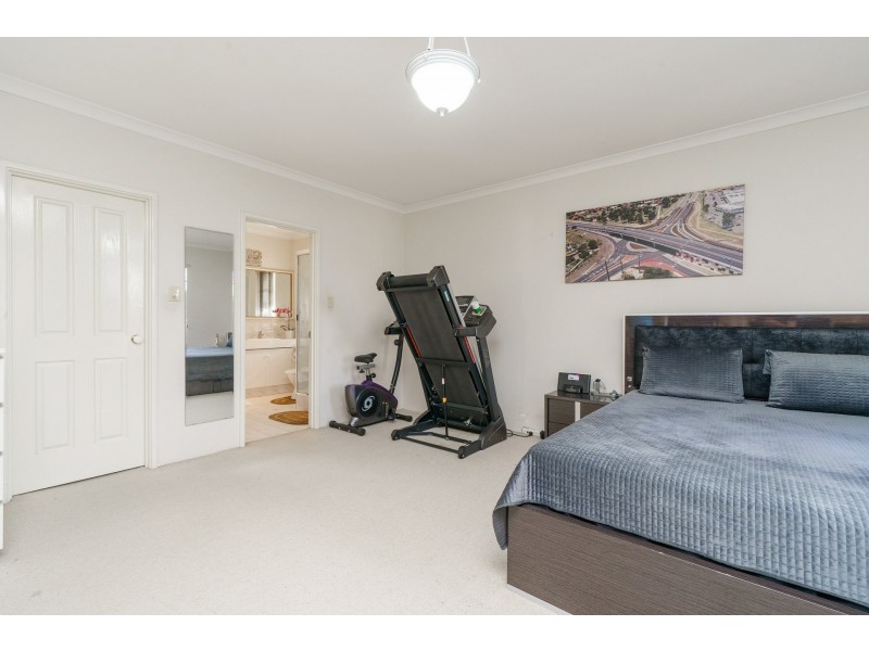 215 Corinthian Road East, Riverton WA 6148