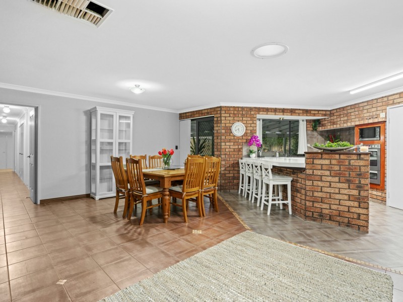 14 Goshawk Place, Huntingdale WA 6110
