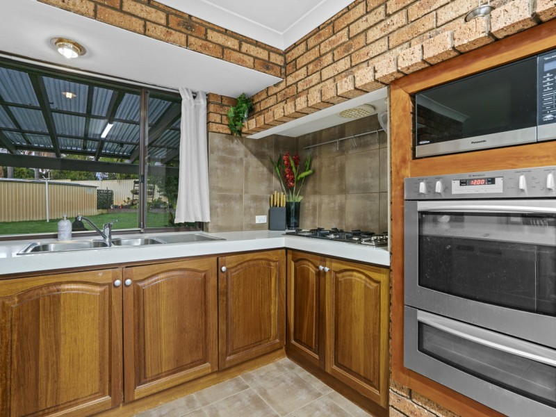 14 Goshawk Place, Huntingdale WA 6110
