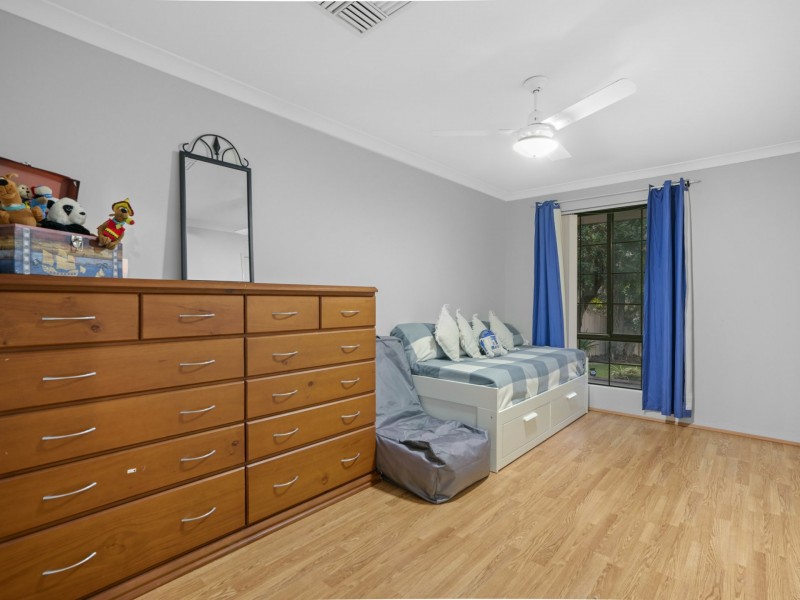 14 Goshawk Place, Huntingdale WA 6110