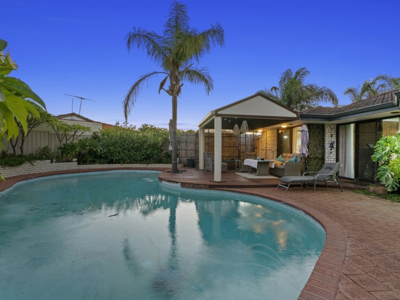 14 Goshawk Place, Huntingdale WA 6110